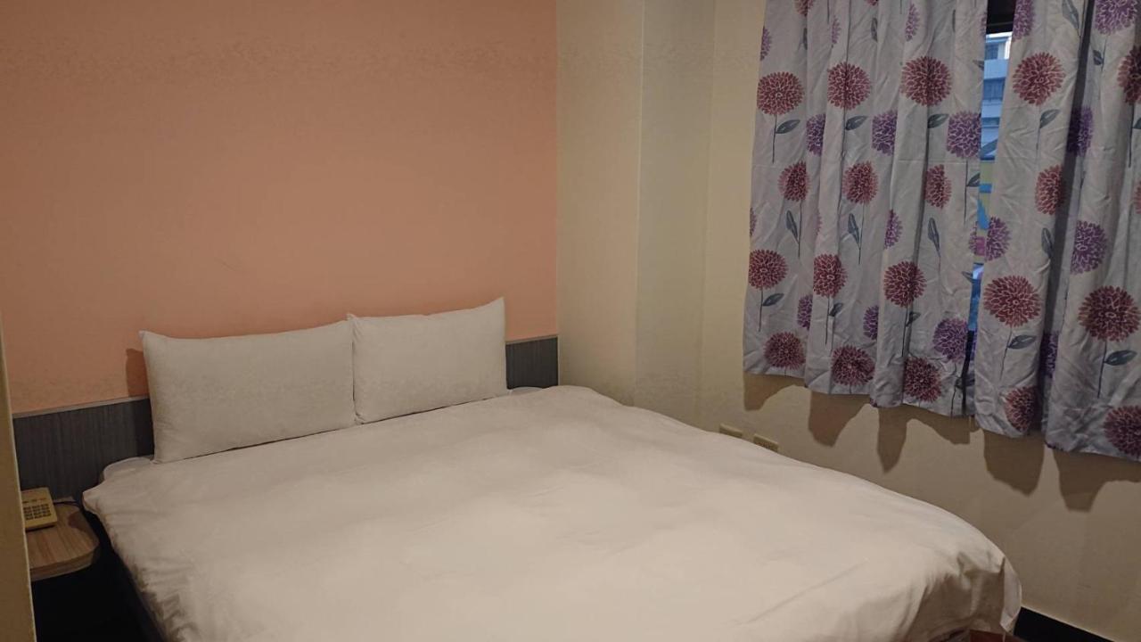 Wan Tai Hotel Цзяи Экстерьер фото
