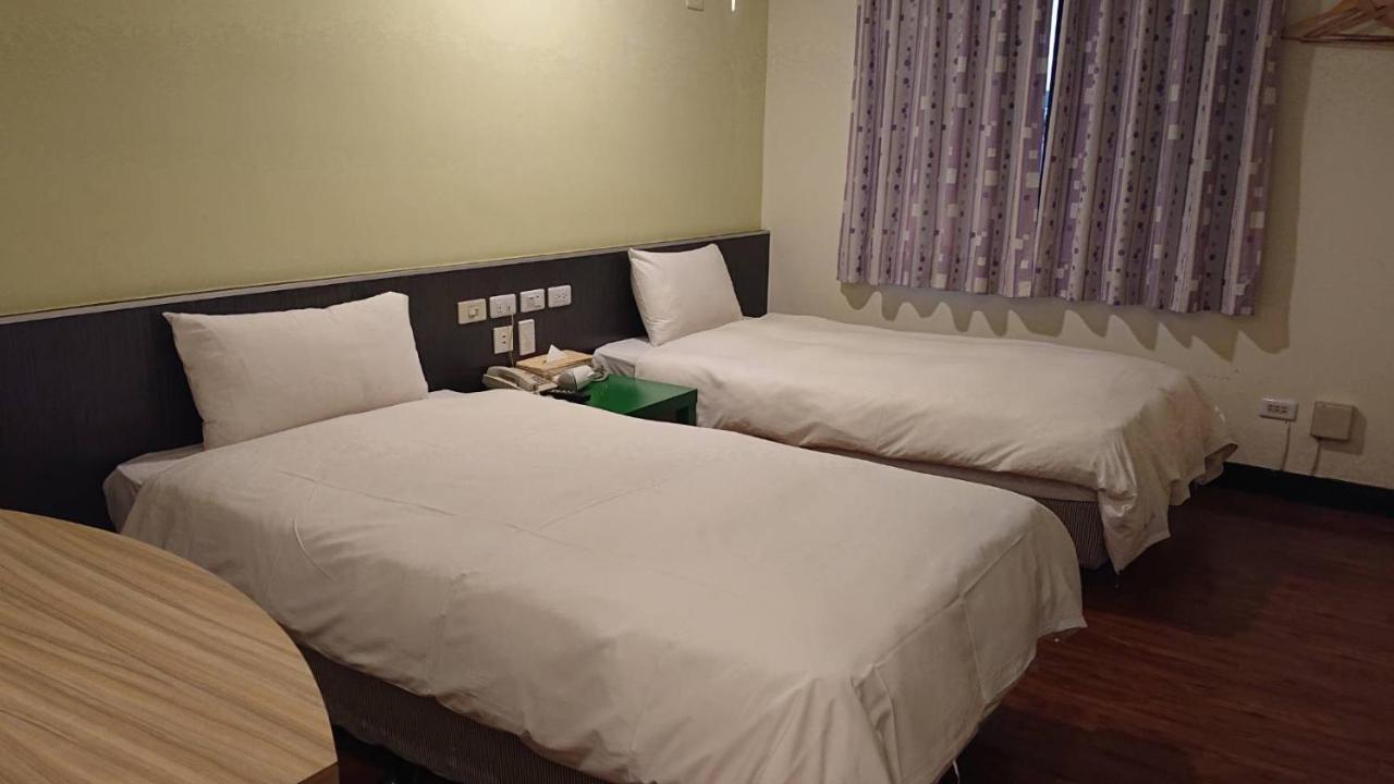 Wan Tai Hotel Цзяи Экстерьер фото