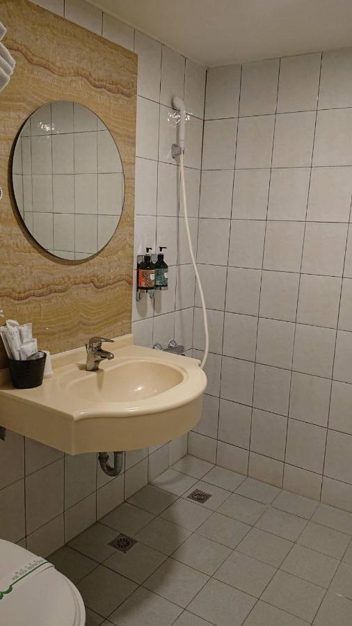 Wan Tai Hotel Цзяи Экстерьер фото
